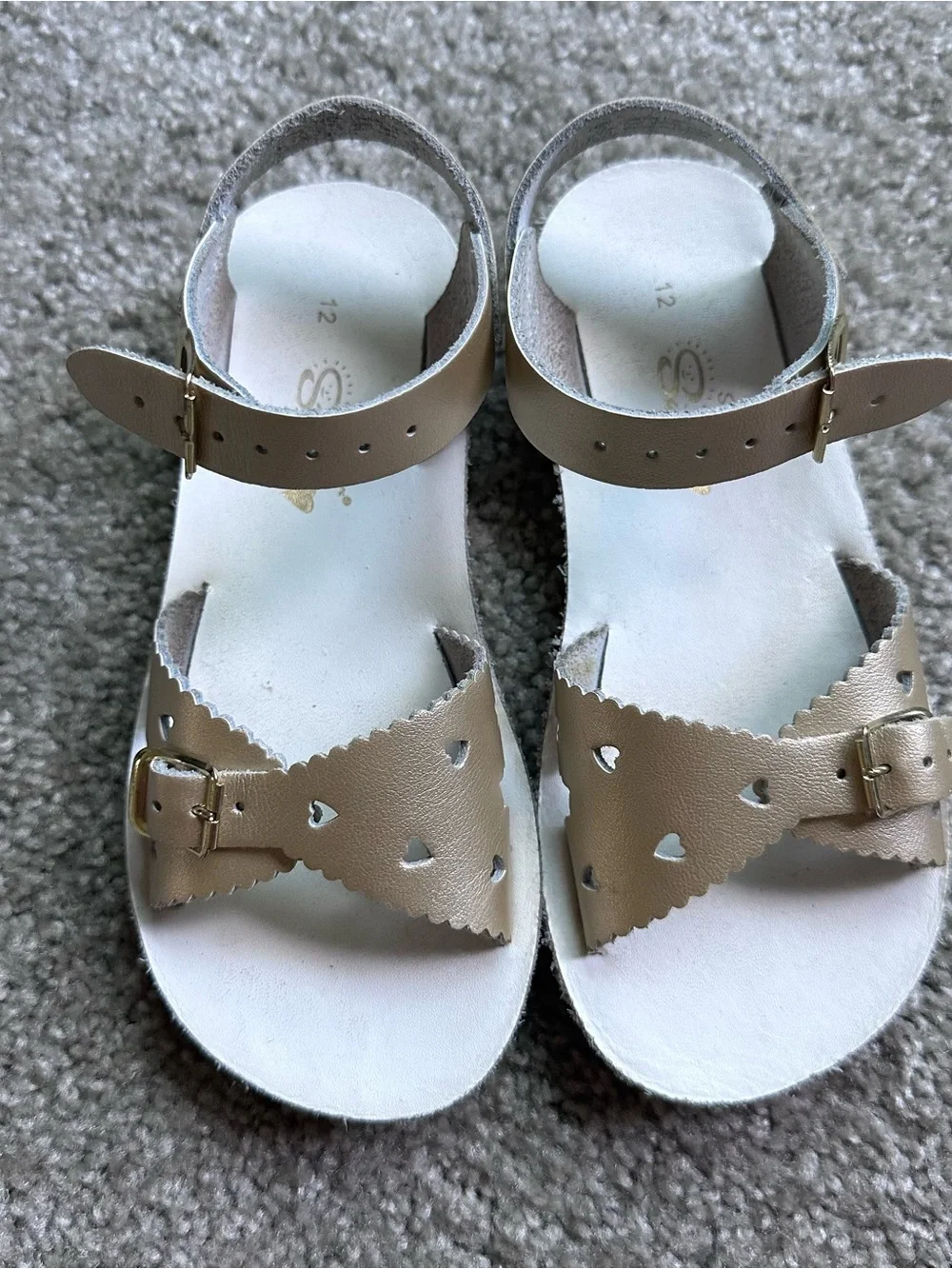 Girls size 12 Sun-San Sweetheart sandals by Hoy